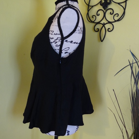 10 sale who wha wer women top size m color black - Picture 3 of 5